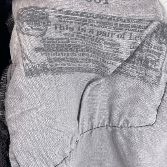 NEW Levi’s 501 Distressed Denim Jean Shorts Sz 32 High Rise Black Button Fly. - Picture 8 of 8